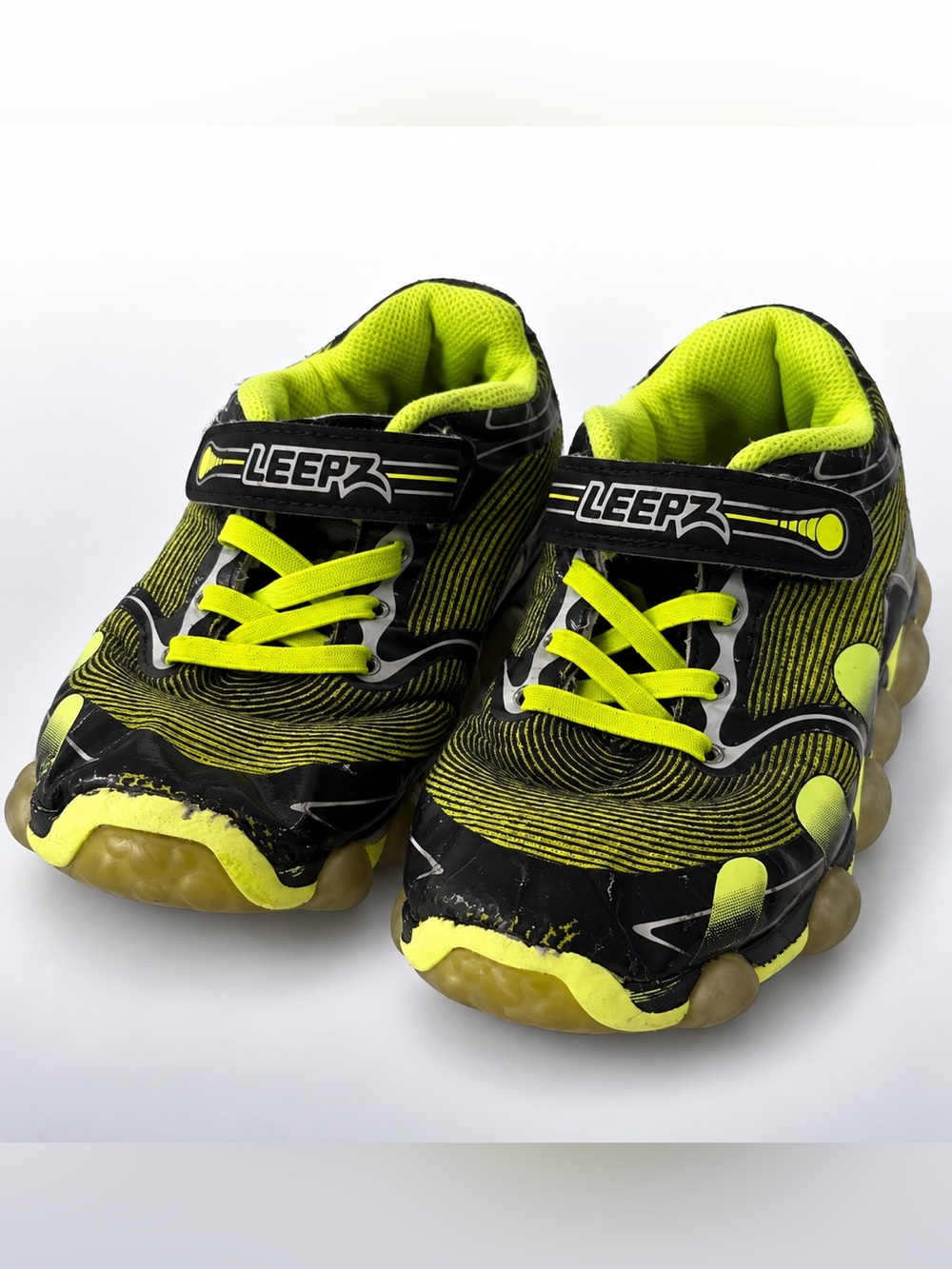 Stride Rite Leepz 2.0 Boys Light Up Sneakers Black Neon Green Size 12M